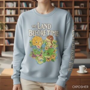 🔥LIMITED STOCK!🔥 Land Before Time Graphic Crew Sweatshirt Women’s Girls Retro